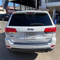 جیپ گراند شیرۆکی